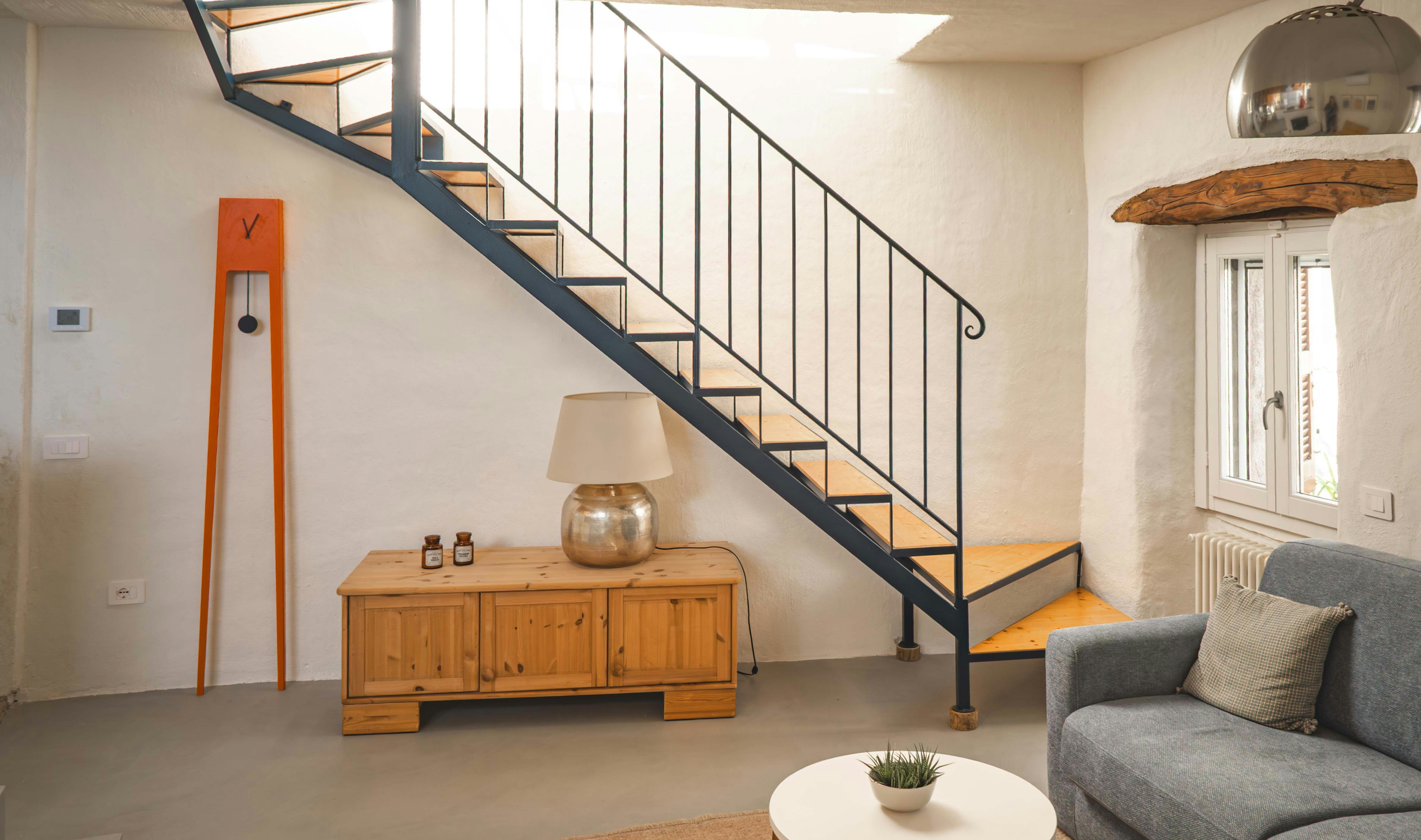 Scară metalică premium